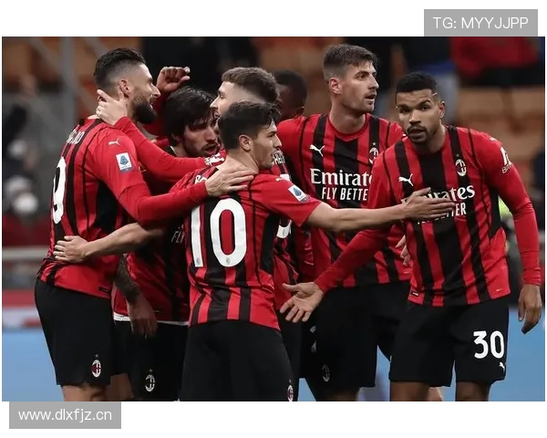 AC米兰边路猛攻不断，中路防守一打就散是否影响争冠形势